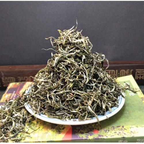 2021年西双版纳大渡岗 银丝翠绿 500克明前早春滇绿新茶